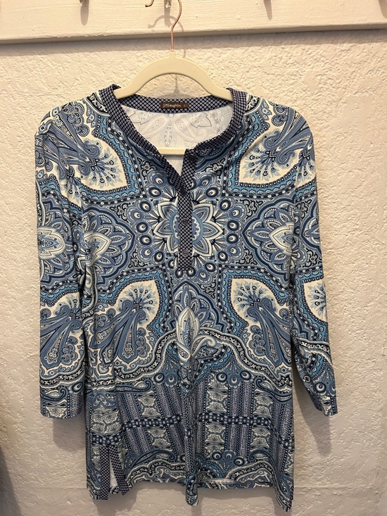 J Mclaughlin Tops - Blue Paisley Split-Neck Women's Top